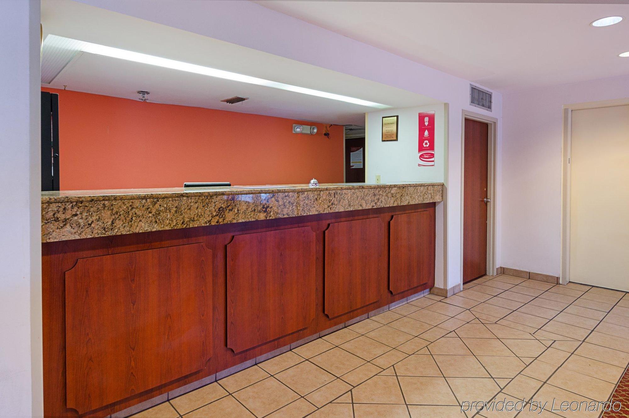 Econo Lodge Inn & Suites Джонсон-Сіті Екстер'єр фото